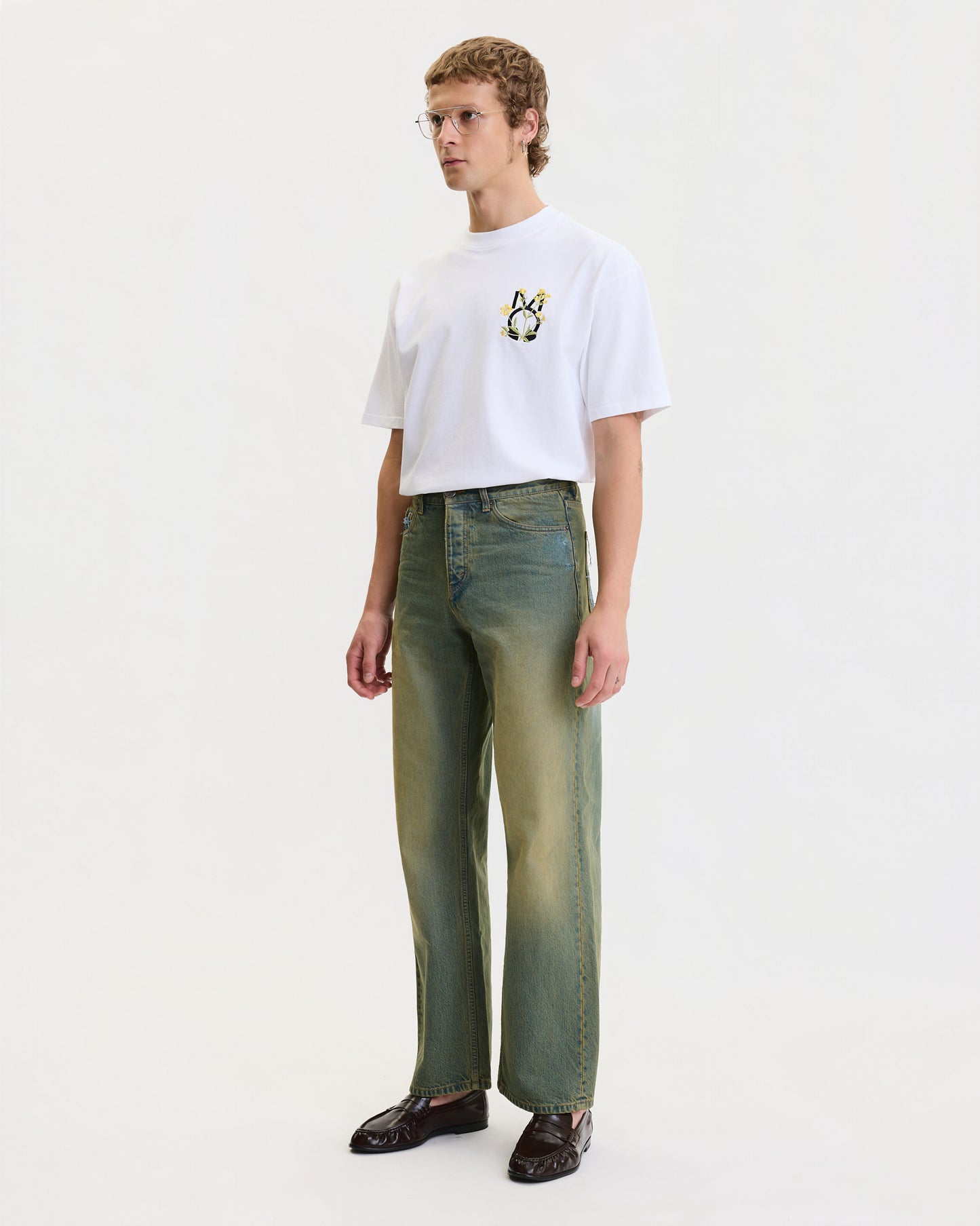 LOOSE FIT JEANS IN FADED BRIGHT GREEN