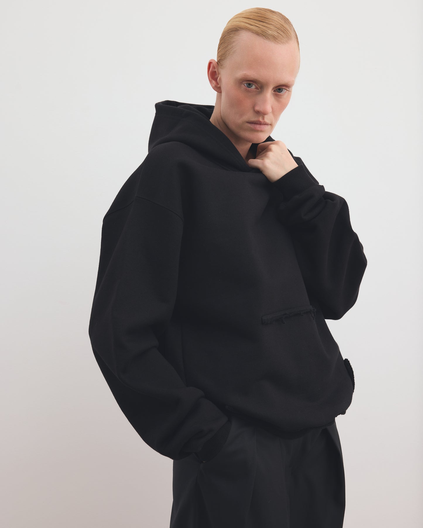 ULTRA HEAVY HOODIE