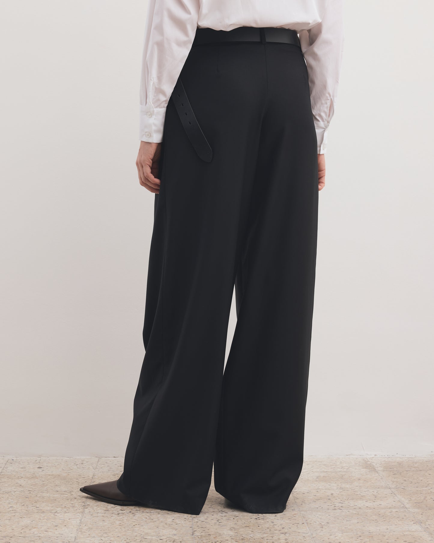 OVERSIZED WIDE-LEG SUITS PANTS