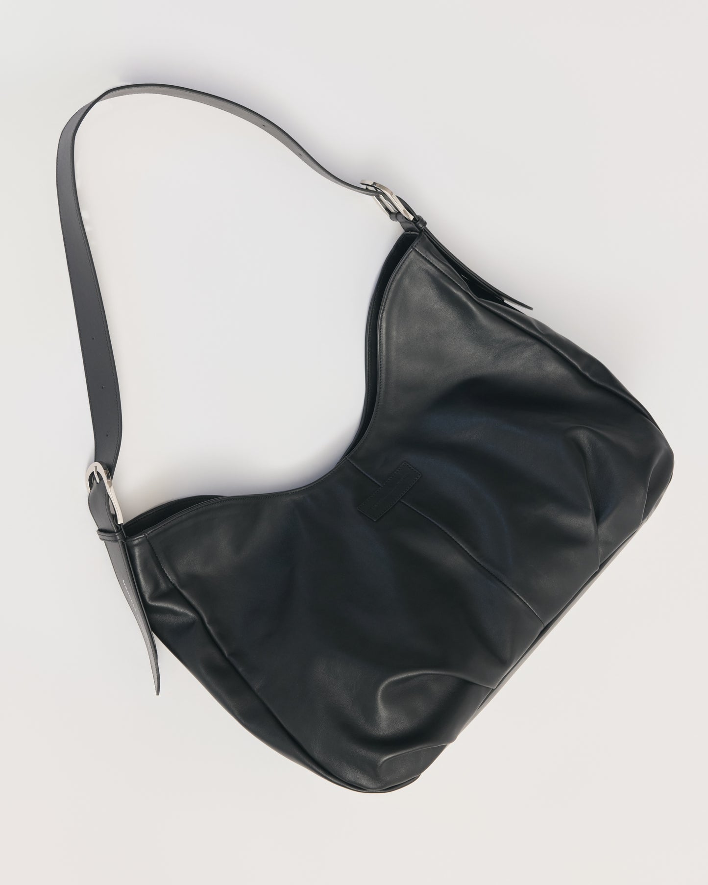 LA CARRYALL BAG