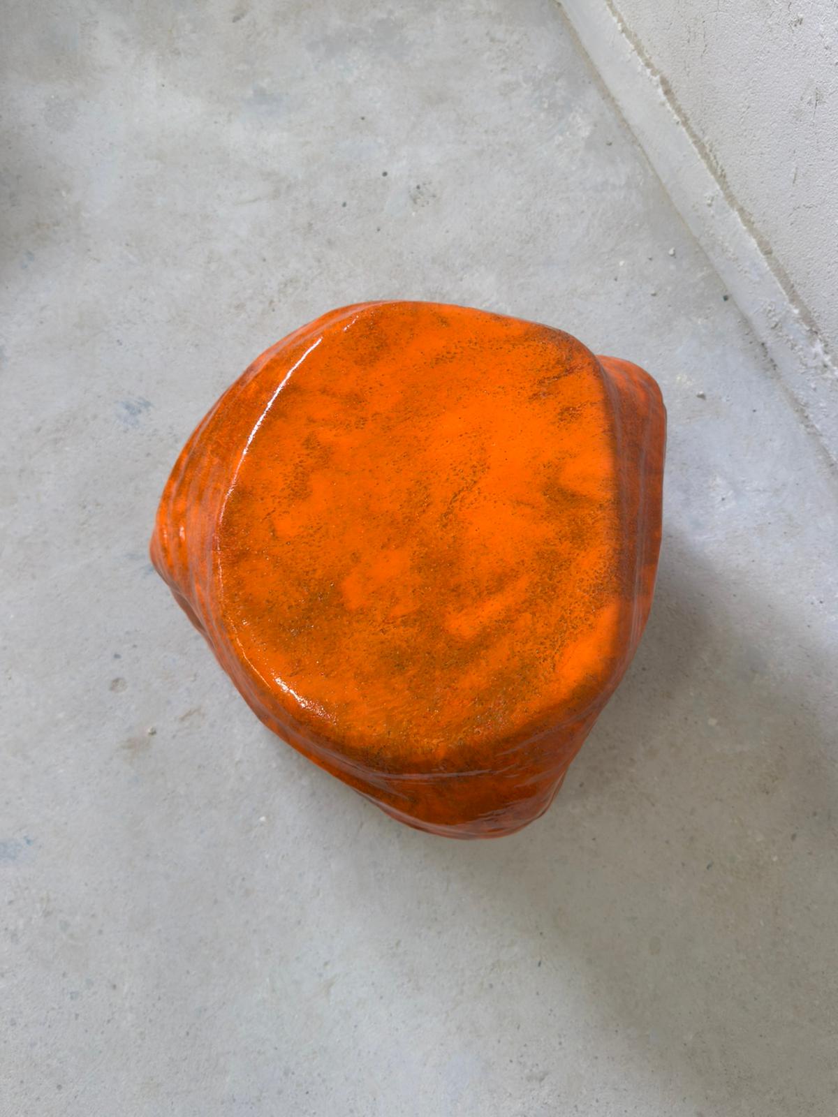 MAGDALENA SZMYDTKE CERAMIC SIDE TABLE