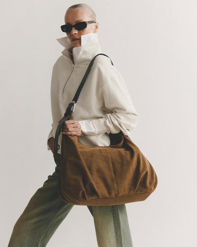LA CARRYALL BAG IN SUEDE