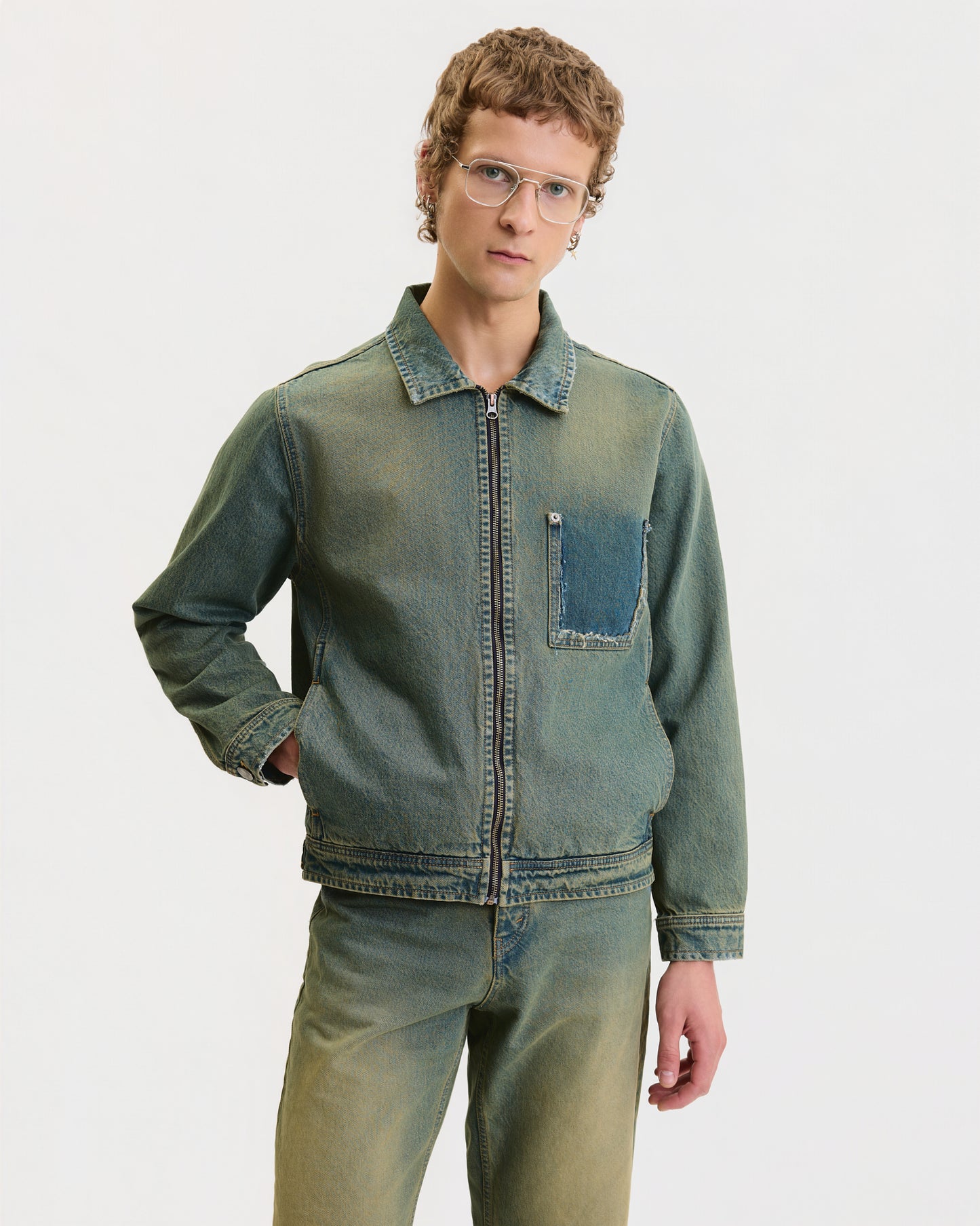 DENIM JACKET IN FADED BRIGHT GREEN
