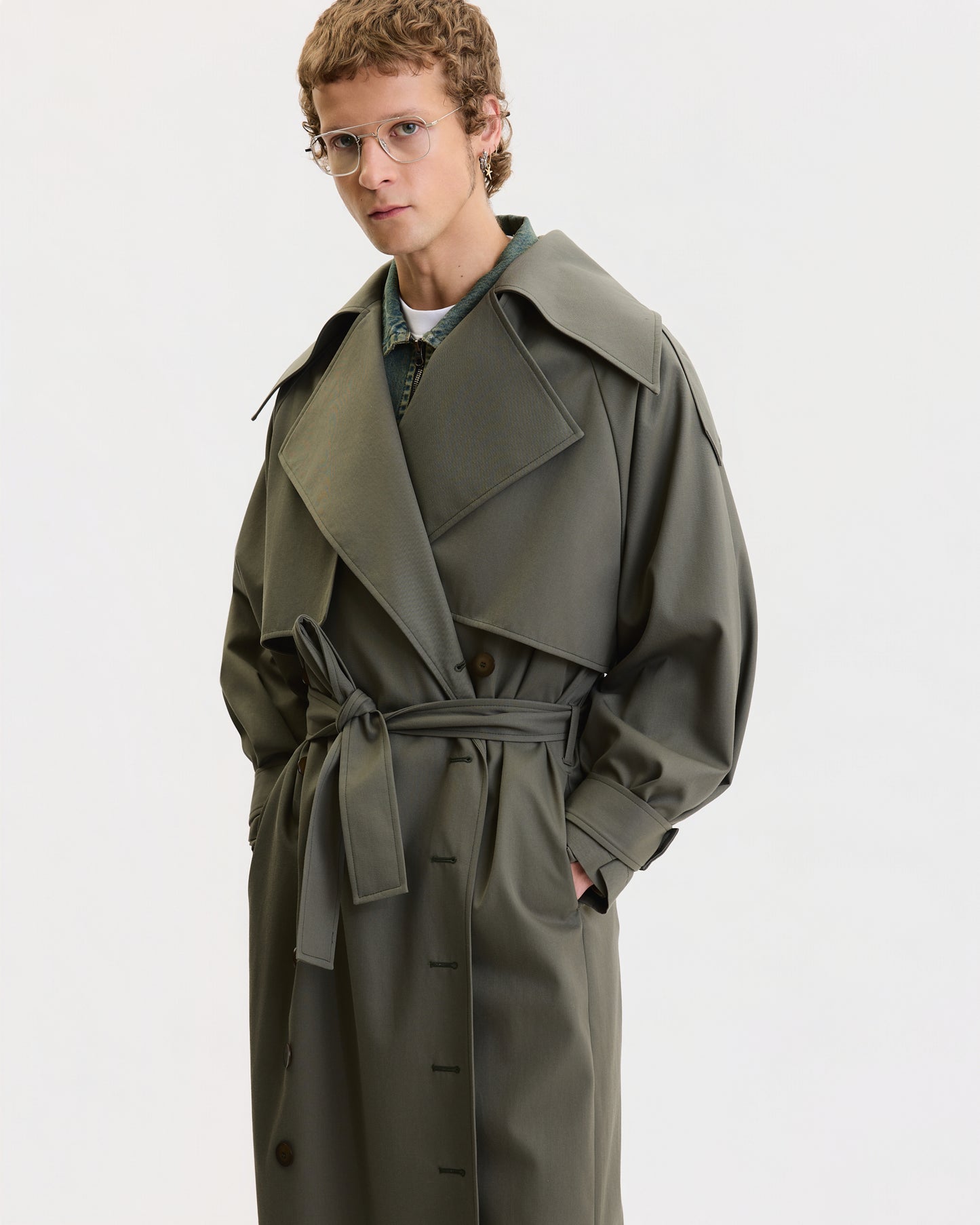 THE CLASSIC TRENCH