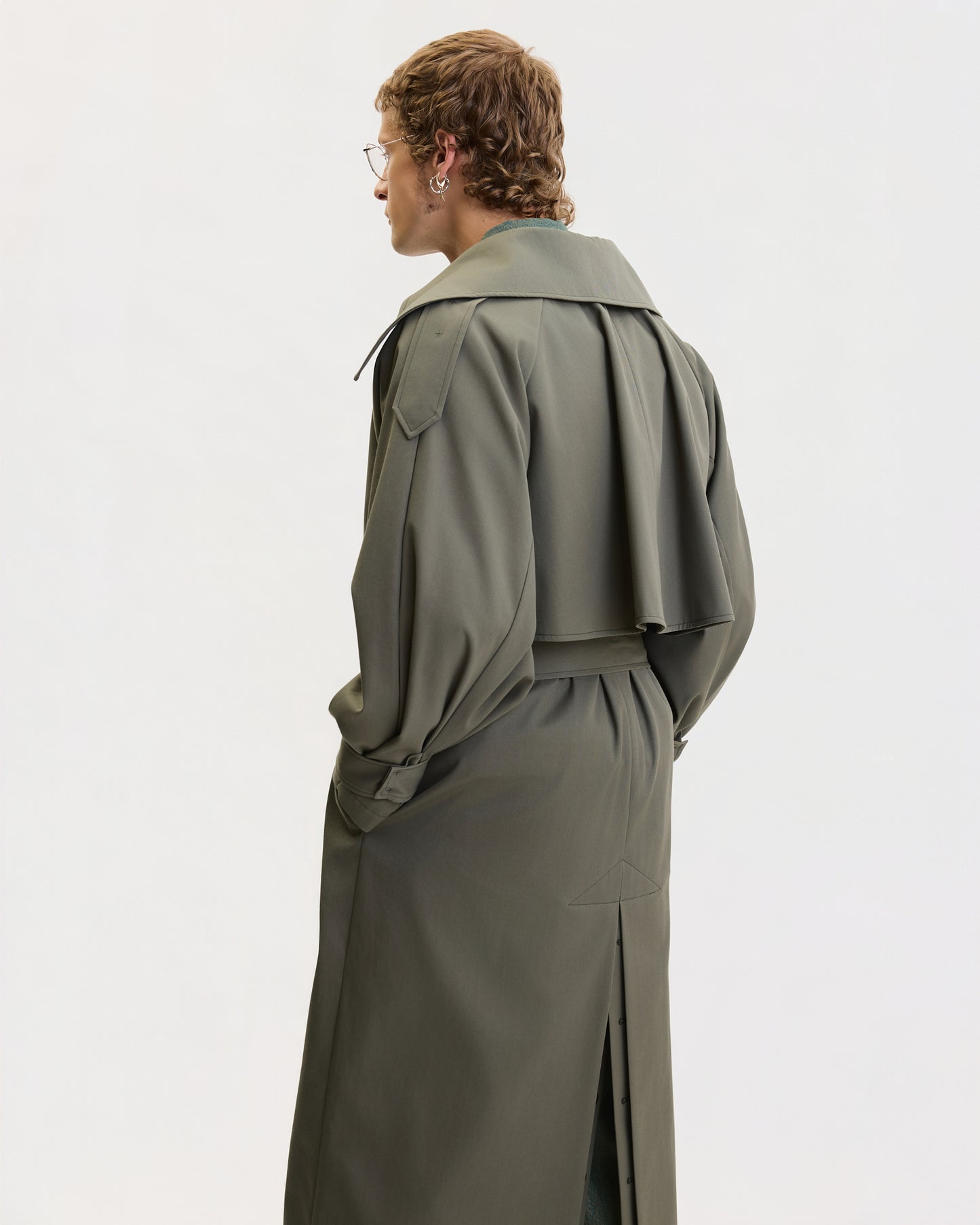 THE CLASSIC TRENCH