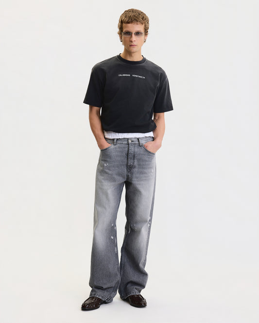 LOOSE FIT JEANS