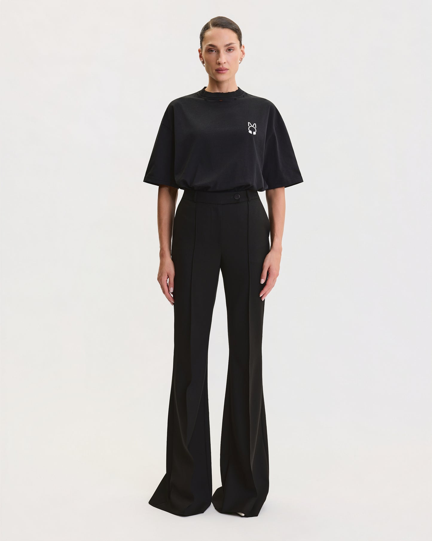 THE SIGNATURE FLARED PANTS