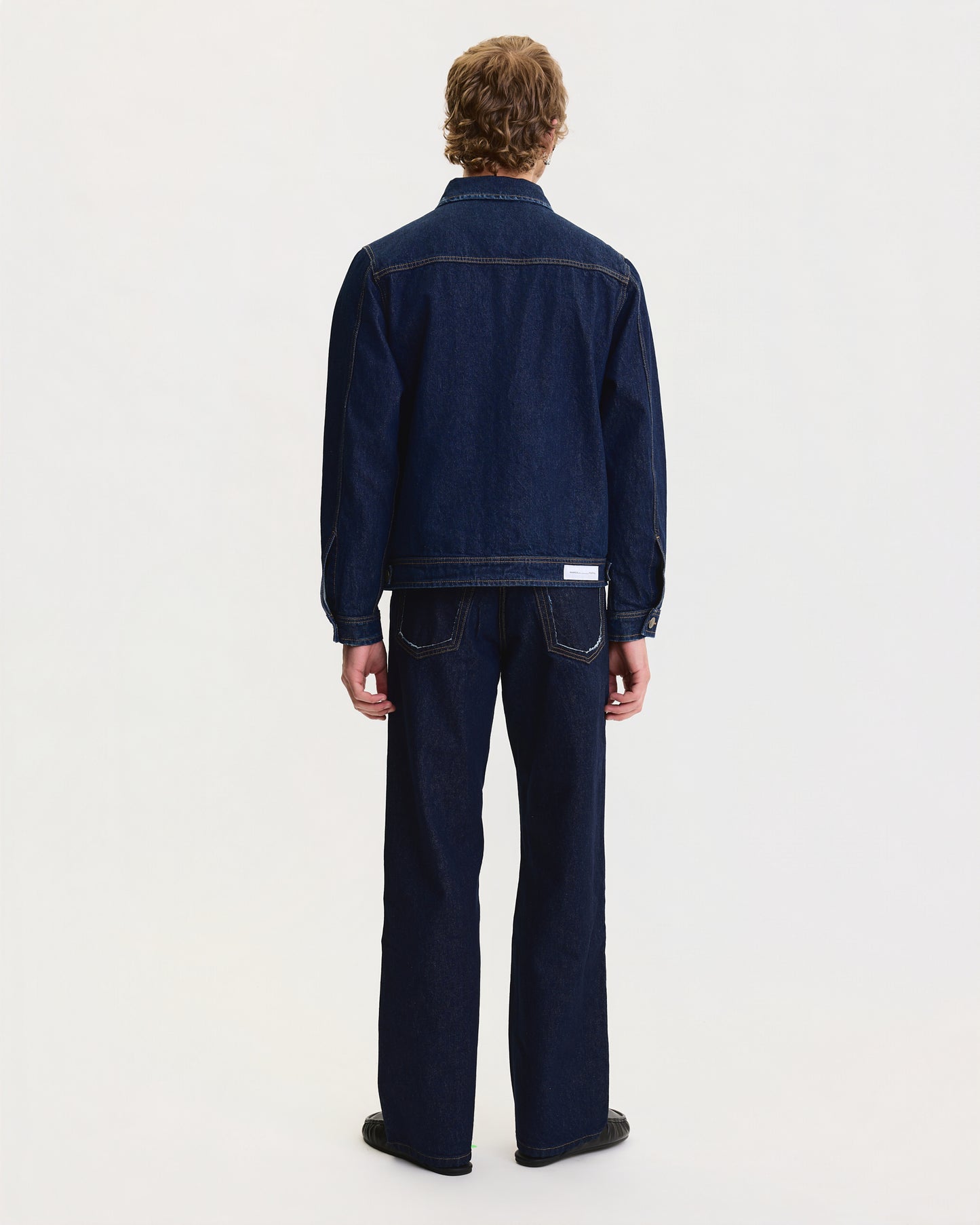 DENIM JACKET IN RAW INDIGO