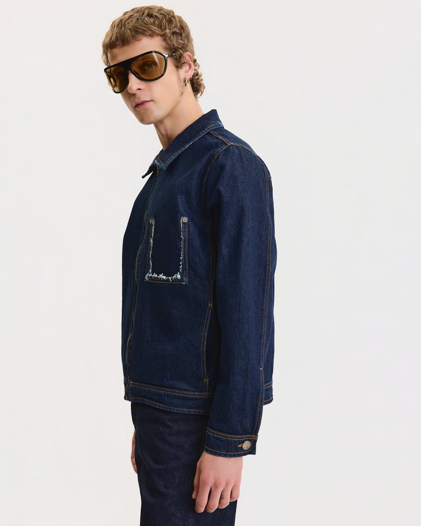 DENIM JACKET IN RAW INDIGO