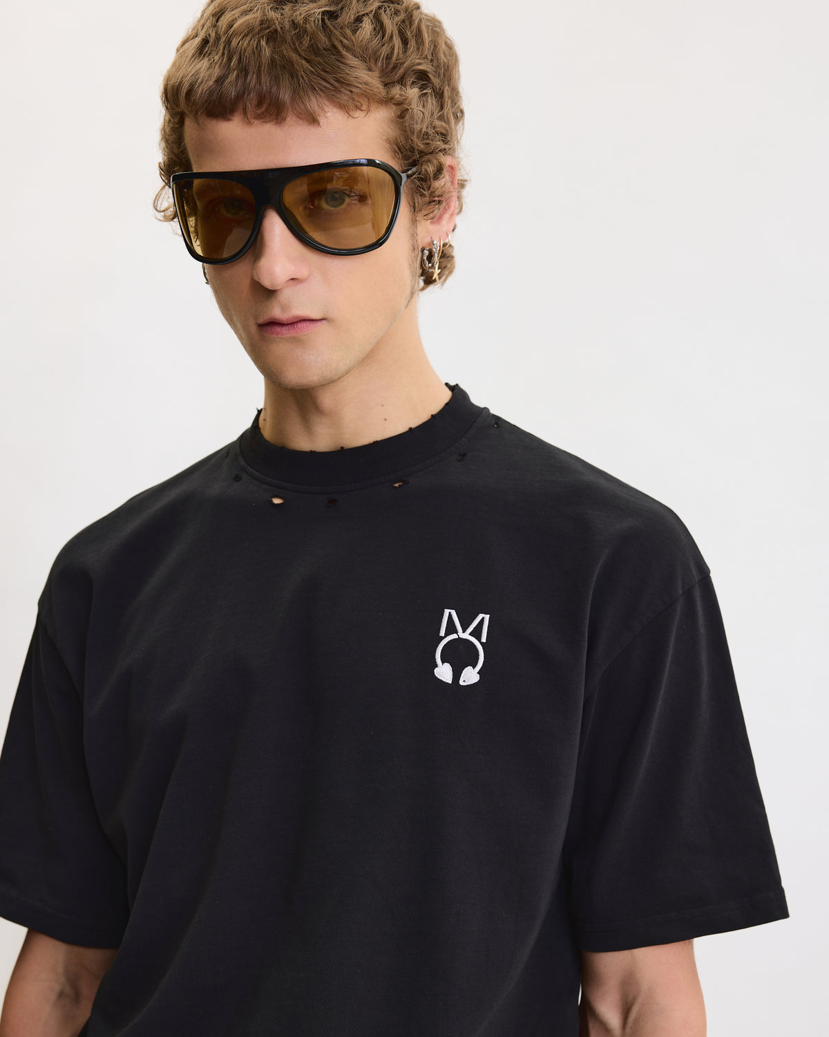 THE ICON T-SHIRT