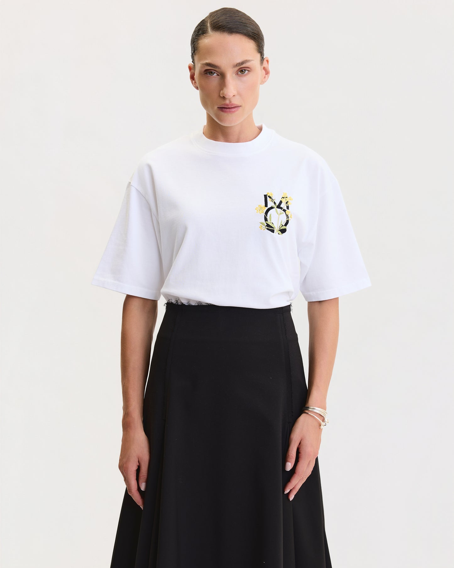 THE ICON CANOLA FLOWER T-SHIRT