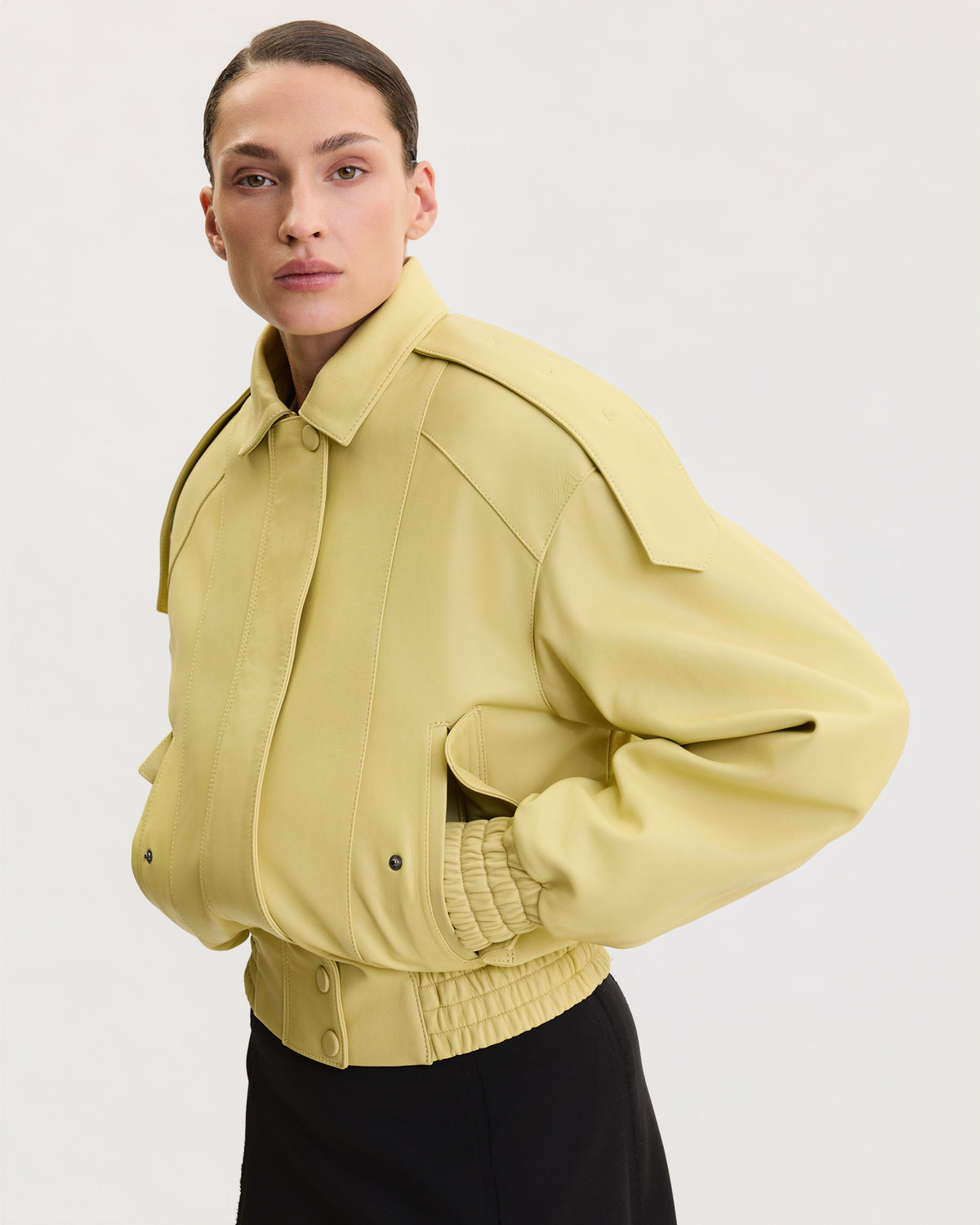STRUCTURED BOMBER LEATHER JACKET