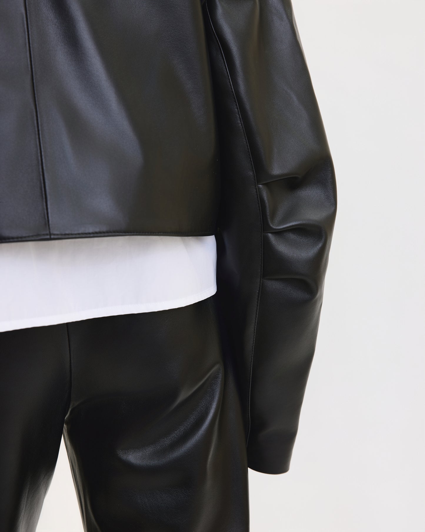 OVERSIZED BIKER LEATHER JACKET