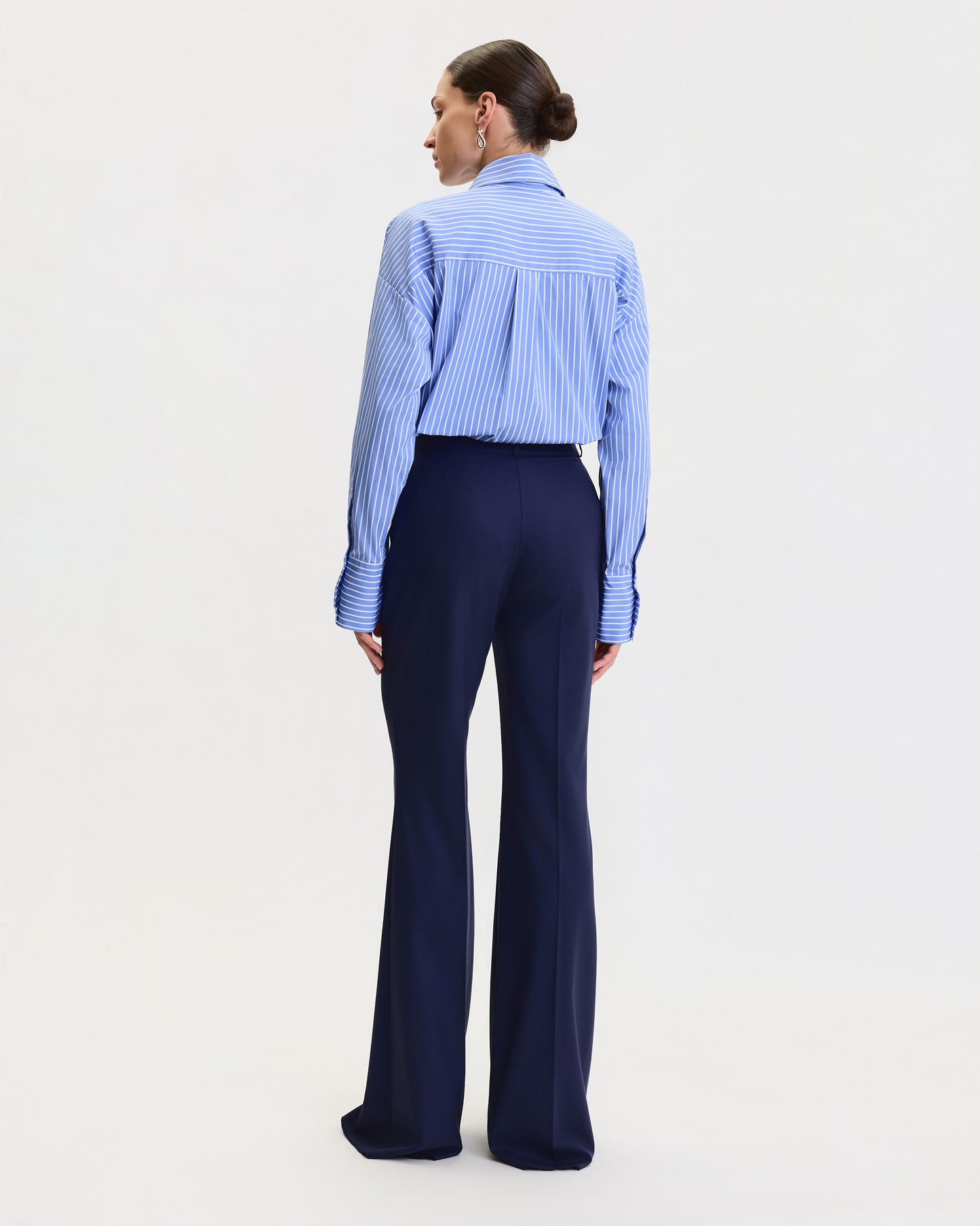 THE SIGNATURE FLARED PANTS