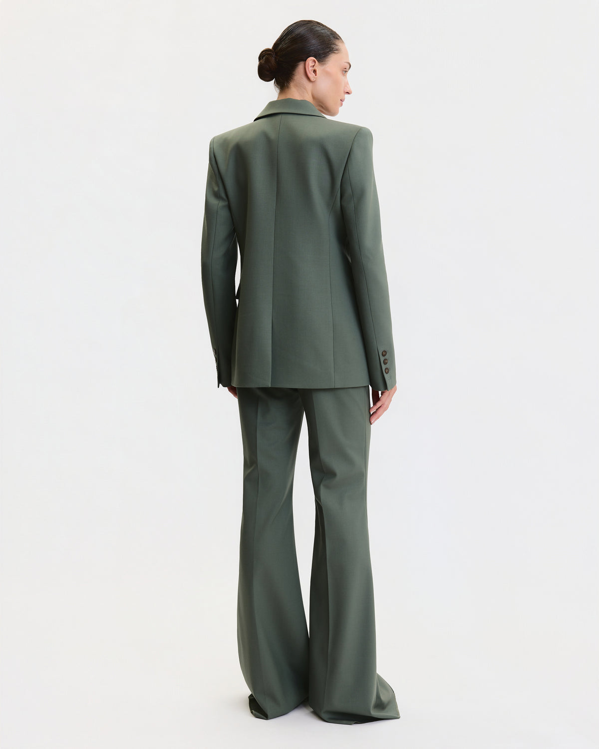 THE SIGNATURE FLARE SUIT