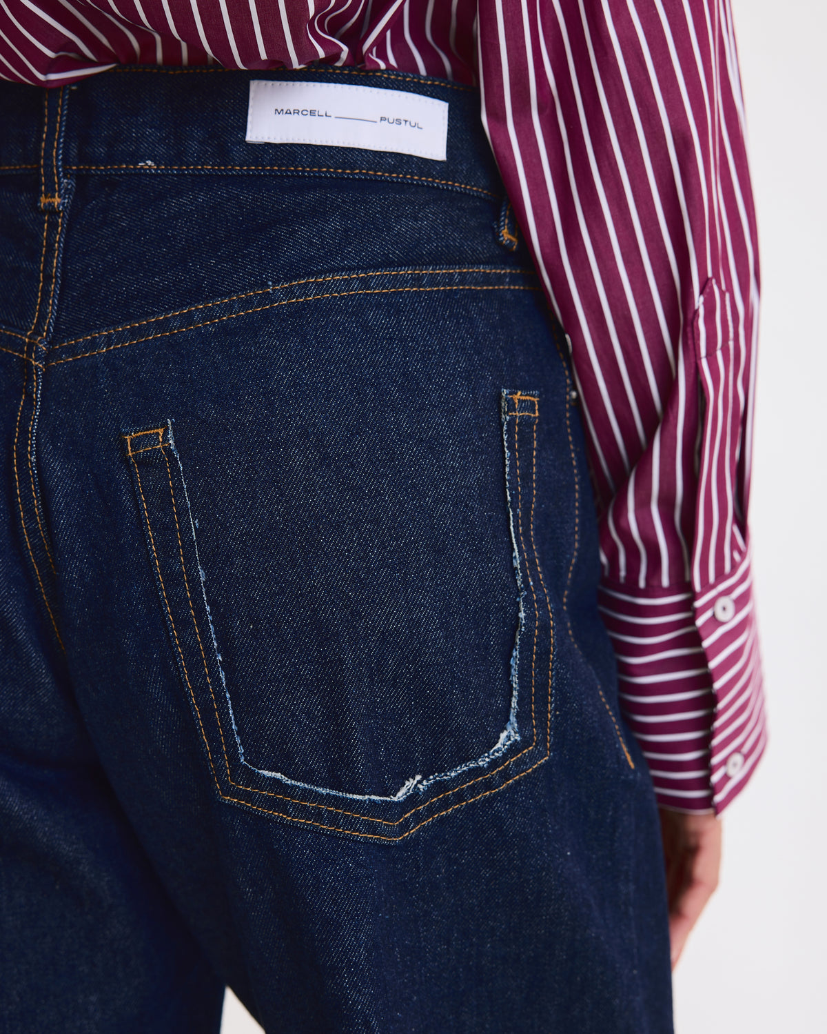 LOOSE FIT JEANS IN RAW INDIGO