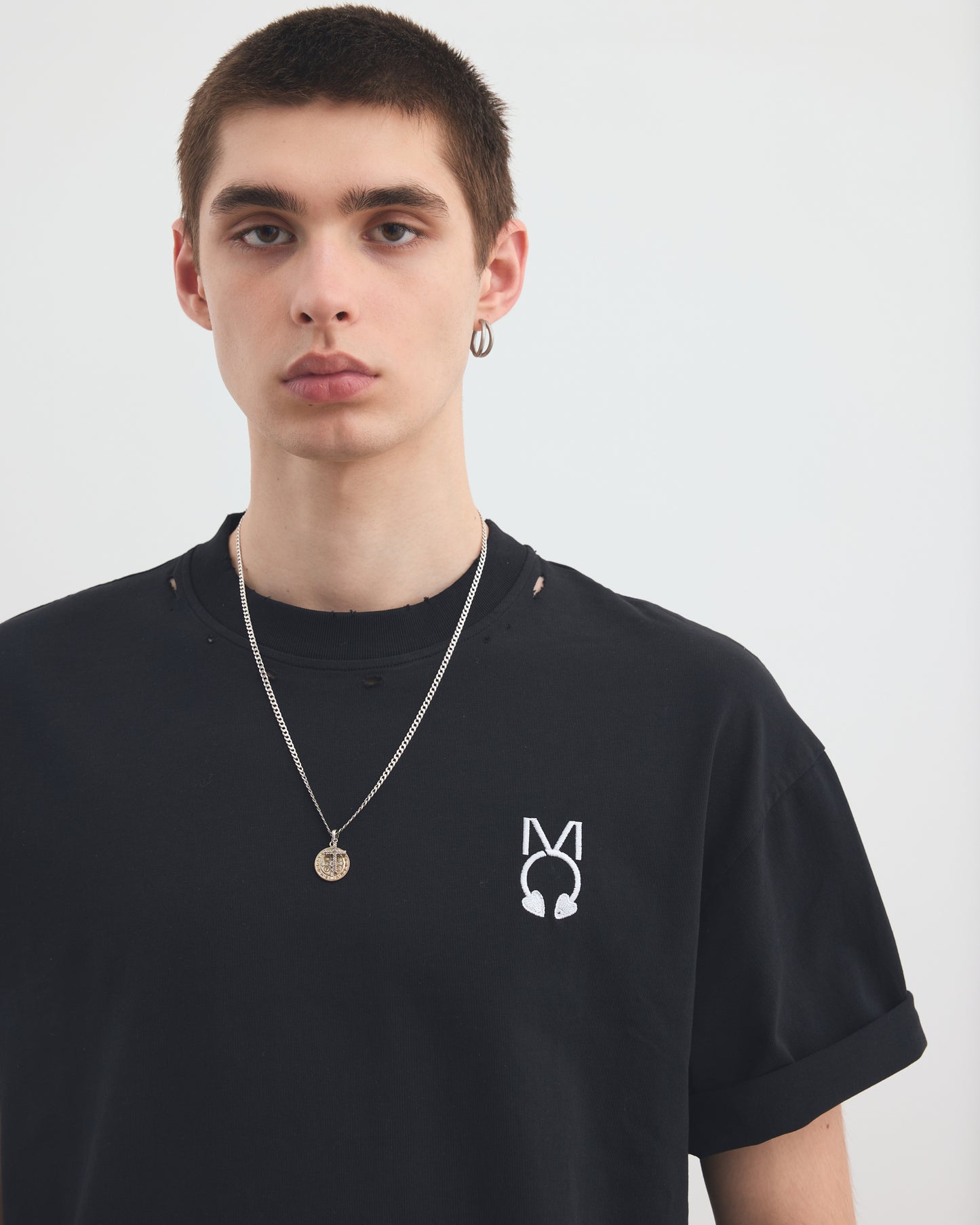THE ICON T-SHIRT